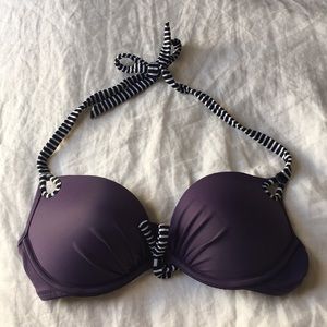 Victoria’s Secret bikini top